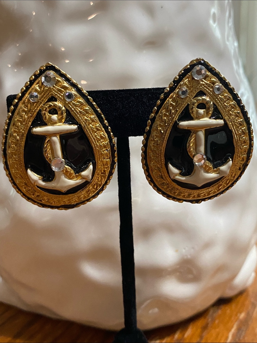 VTG Gold and Black Anchor Teardrop Earrings